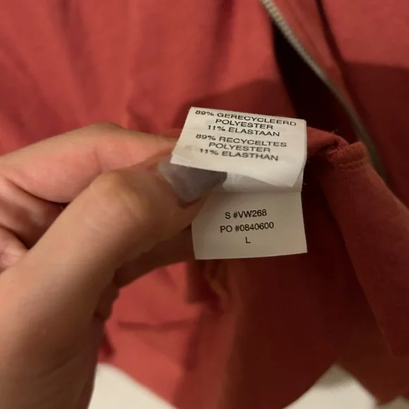 NWOT Vuori Perfomance Hoodie in Orange - Picture 8 of 8